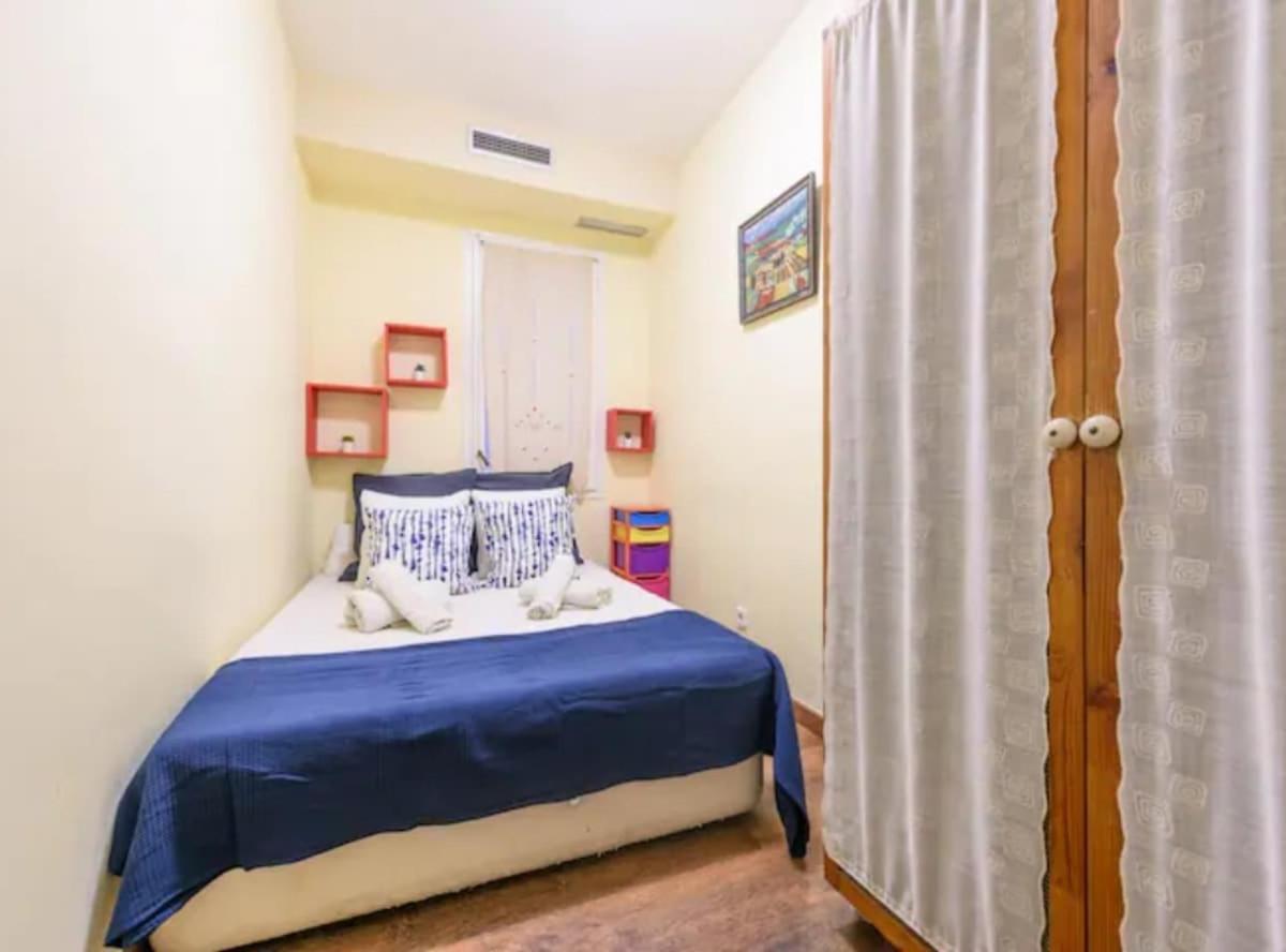 Ramblas Spacious & Design 4br Flat With Balcony 15m Ramblas Barcelone