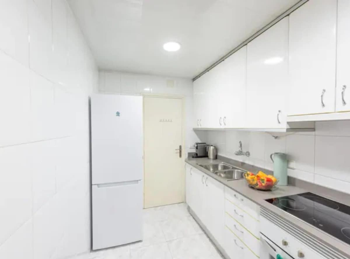 Ramblas Spacious & Design 4br Flat With Balcony 15m Ramblas Appartement *