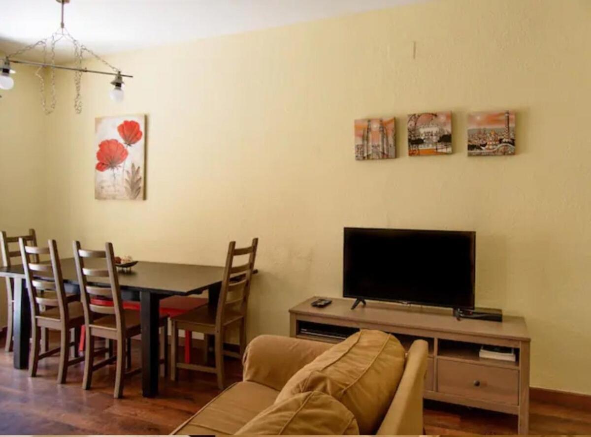 Ramblas Spacious & Design 4br Flat With Balcony 15m Ramblas Appartement Barcelona